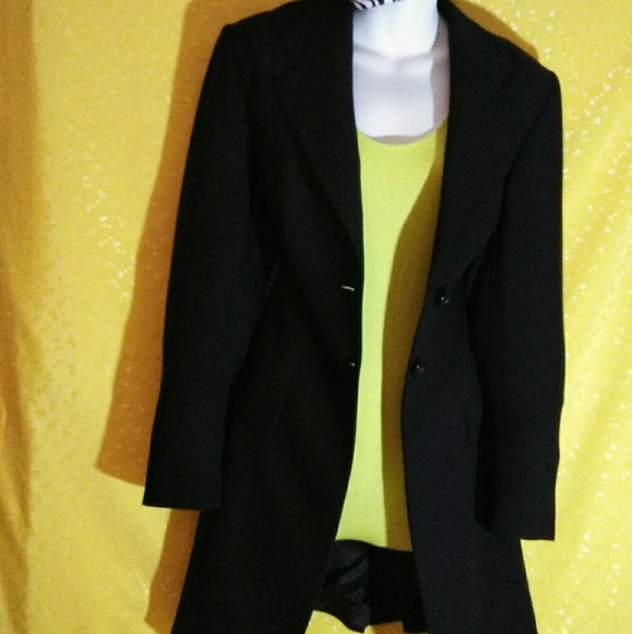 Blazer - Picture 4 of 7